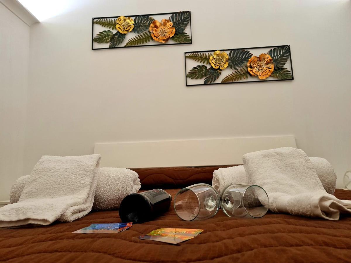 Scrusciu Home 테라시니 외부 사진